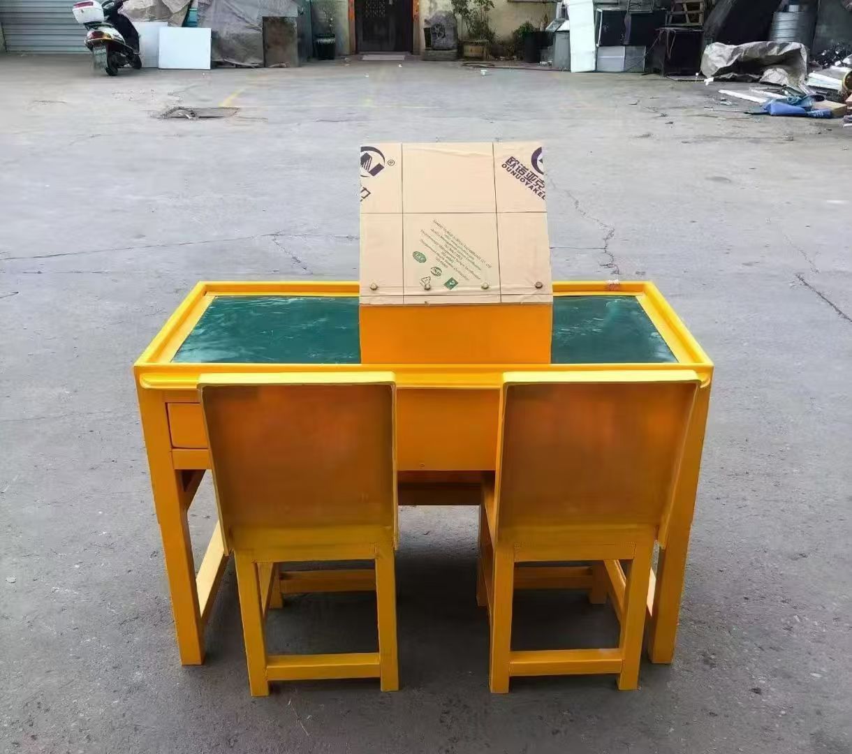 镇安防静电导通桌井下煤矿火工品发放桌：危险品流转的安全守护者